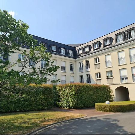 La Closeraie Appartement Centre De Senlis, Parking Et Terrasse Senlis  Buitenkant foto